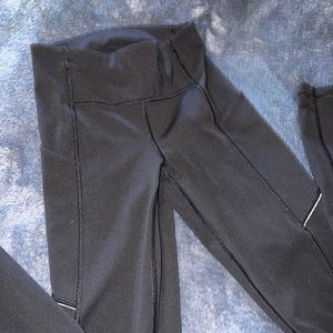 Black lululemon leggings